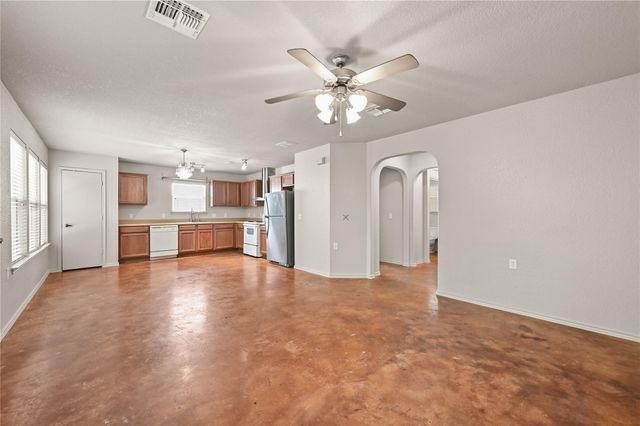 7101 Thannas WAY, Austin, TX 78744