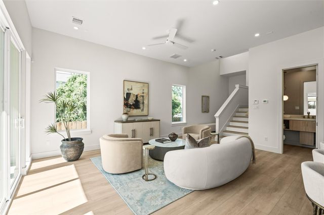 1424 E 33rd Street, Houston, TX 77022
