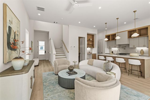 1424 E 33rd Street, Houston, TX 77022