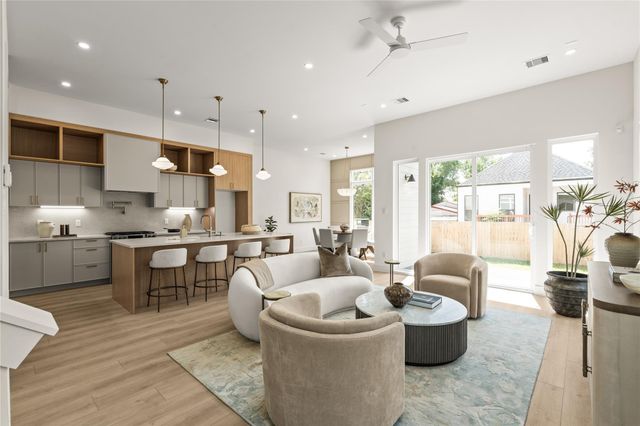 1424 E 33rd Street, Houston, TX 77022