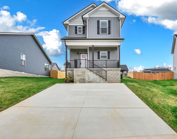 1465 Isaiah Dr, Clarksville, TN 37042