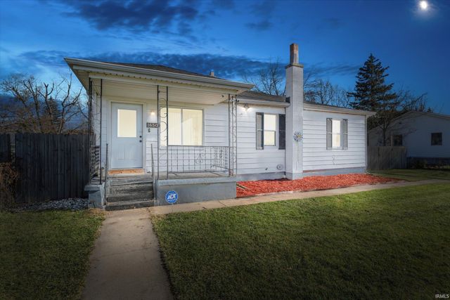 1650 N Meade Street, South Bend, IN 46628