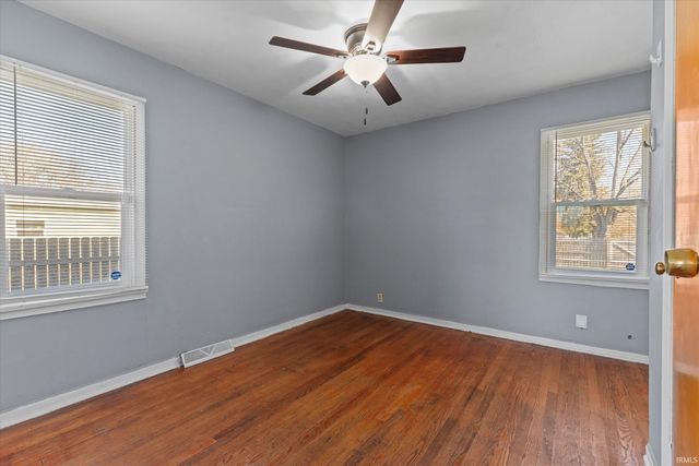 1650 N Meade Street, South Bend, IN 46628