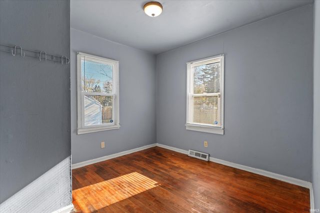 1650 N Meade Street, South Bend, IN 46628