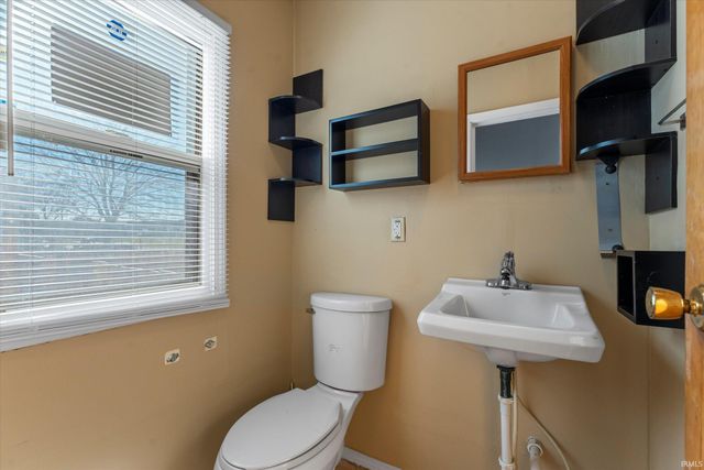 1650 N Meade Street, South Bend, IN 46628