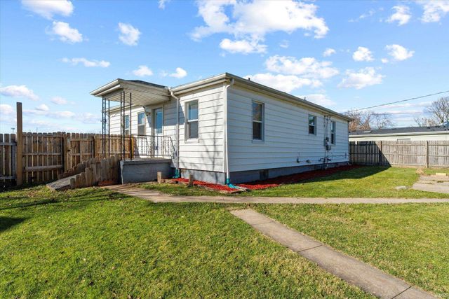 1650 N Meade Street, South Bend, IN 46628