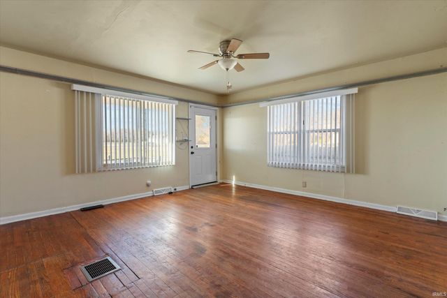 1650 N Meade Street, South Bend, IN 46628