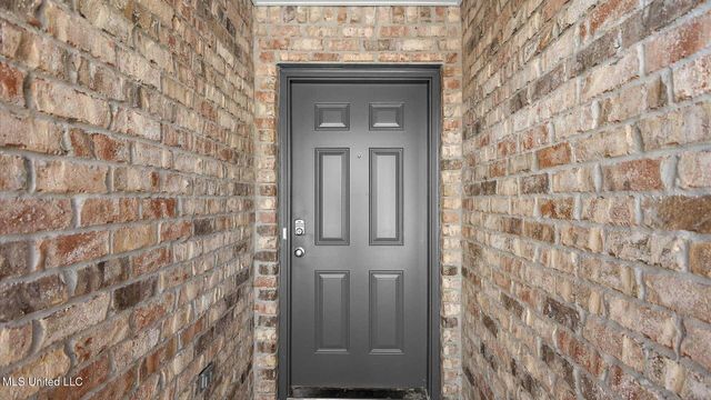 800 Fairway Avenue, Byram, MS 39272