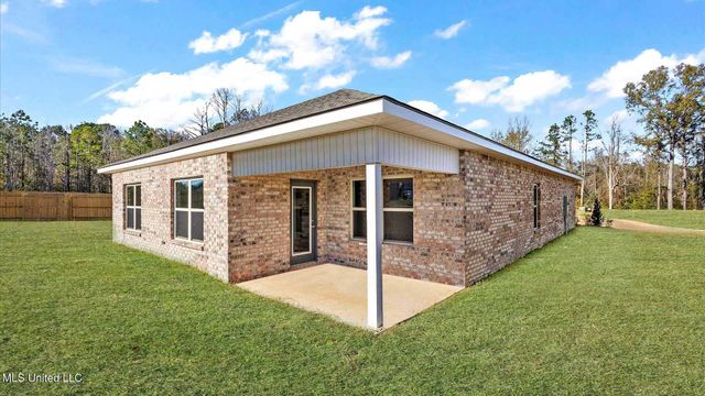 800 Fairway Avenue, Byram, MS 39272