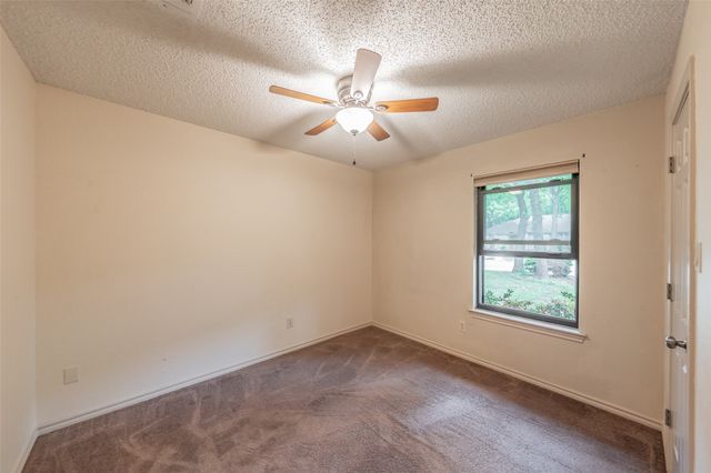 7525 Woodhaven Drive, North Richland Hills, TX 76182