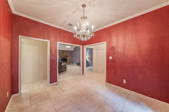 7525 Woodhaven Drive, North Richland Hills, TX 76182