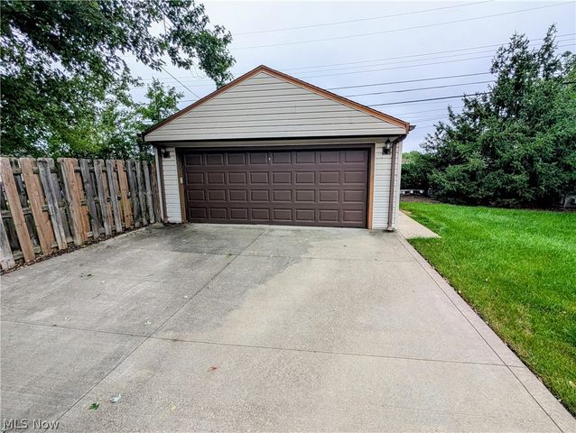 3208 Priscilla Avenue, Parma, OH 44134