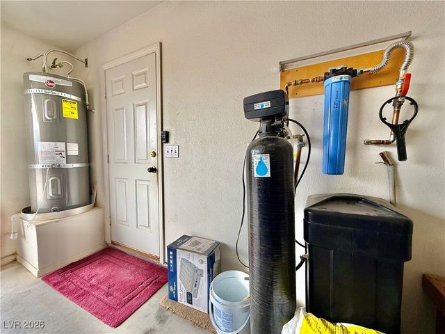 5861 Mary Lou Street, Pahrump, NV 89061