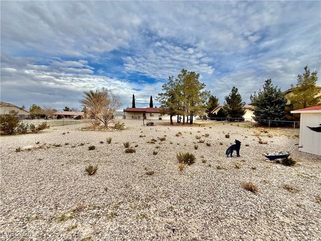 5861 Mary Lou Street, Pahrump, NV 89061