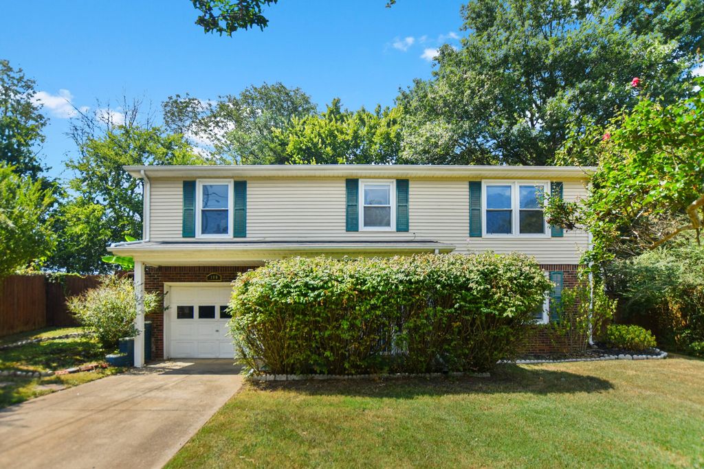 108 Cunningham Place, Clarksville, TN 37042