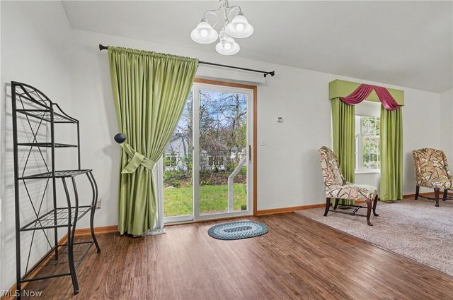 445 E Reserve Drive, Cuyahoga Falls, OH 44223