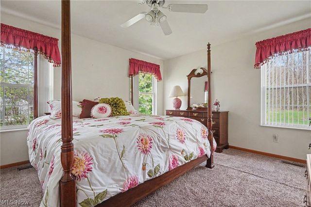 445 E Reserve Drive, Cuyahoga Falls, OH 44223