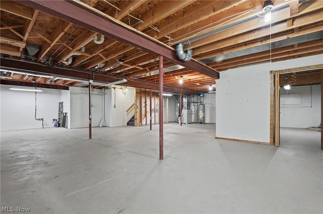 445 E Reserve Drive, Cuyahoga Falls, OH 44223