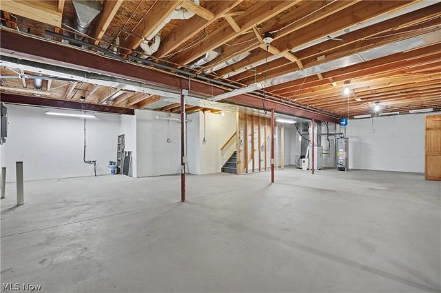 445 E Reserve Drive, Cuyahoga Falls, OH 44223