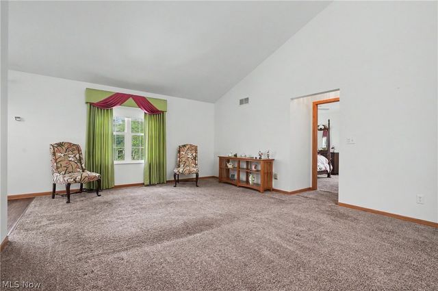 445 E Reserve Drive, Cuyahoga Falls, OH 44223