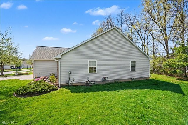 445 E Reserve Drive, Cuyahoga Falls, OH 44223