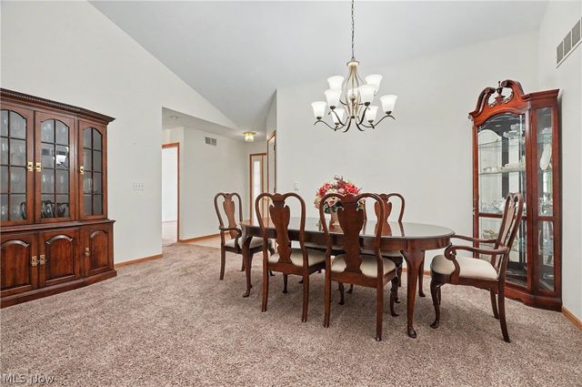 445 E Reserve Drive, Cuyahoga Falls, OH 44223