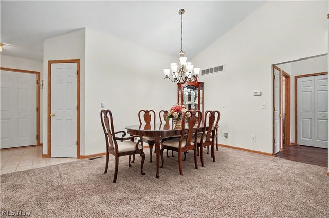 445 E Reserve Drive, Cuyahoga Falls, OH 44223