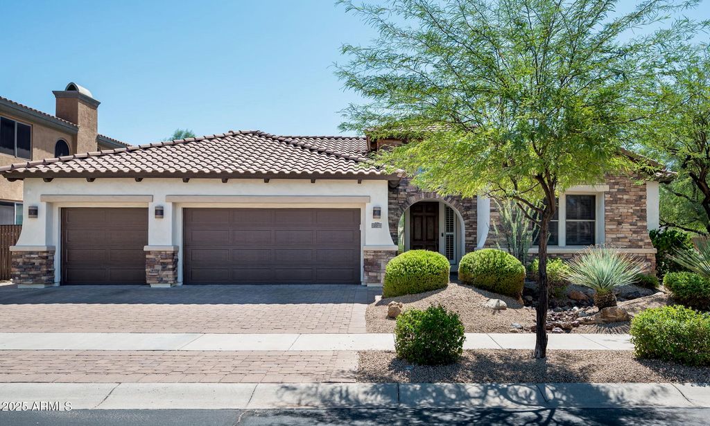 2015 W Forest Pleasant Place, Phoenix, AZ 85085