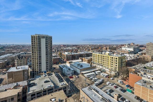 2700 N Hampden Court 18E, Chicago, IL 60614