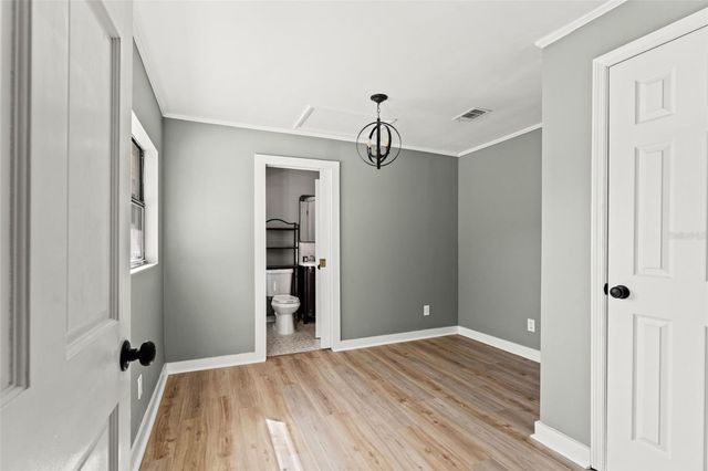 1402 HILTON PLACE, Tampa, FL 33604