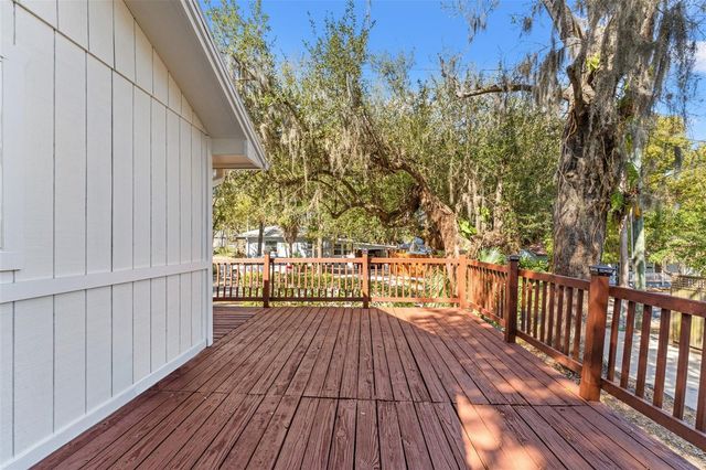 1402 HILTON PLACE, Tampa, FL 33604