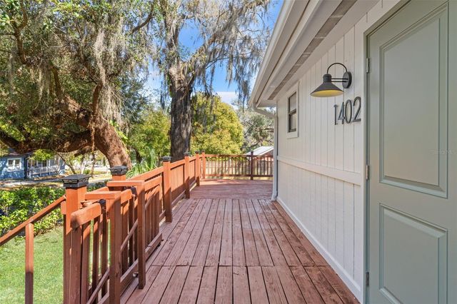 1402 HILTON PLACE, Tampa, FL 33604