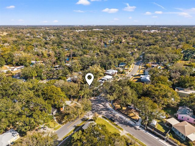 1402 HILTON PLACE, Tampa, FL 33604