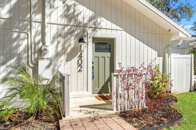 1402 HILTON PLACE, Tampa, FL 33604