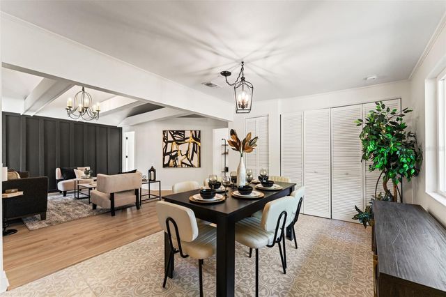 1402 HILTON PLACE, Tampa, FL 33604