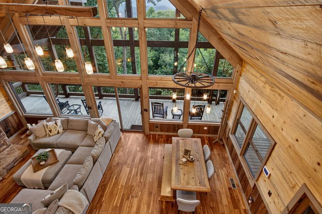 50 Broken Arrow Path, Blue Ridge, GA 30513