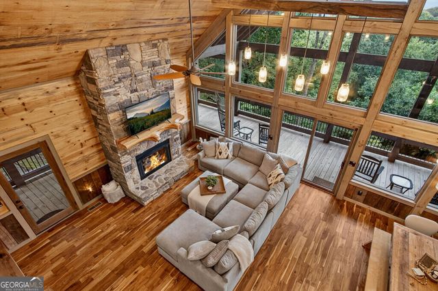 50 Broken Arrow Path, Blue Ridge, GA 30513