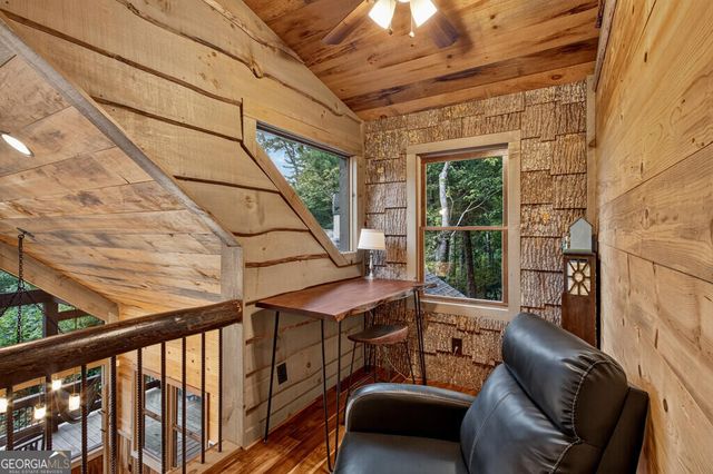 50 Broken Arrow Path, Blue Ridge, GA 30513
