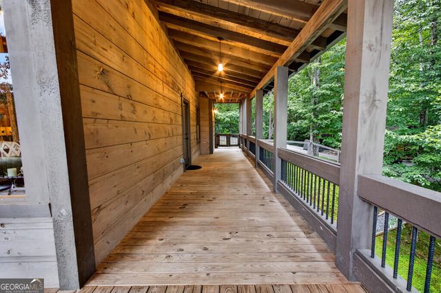 50 Broken Arrow Path, Blue Ridge, GA 30513