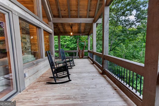 50 Broken Arrow Path, Blue Ridge, GA 30513