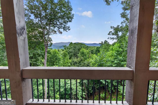 50 Broken Arrow Path, Blue Ridge, GA 30513
