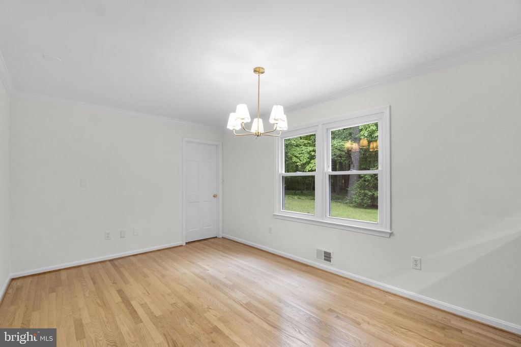 Image 14 of property listing at 17486 TIMBERLEIGH WAY, Woodbine, MD 21797