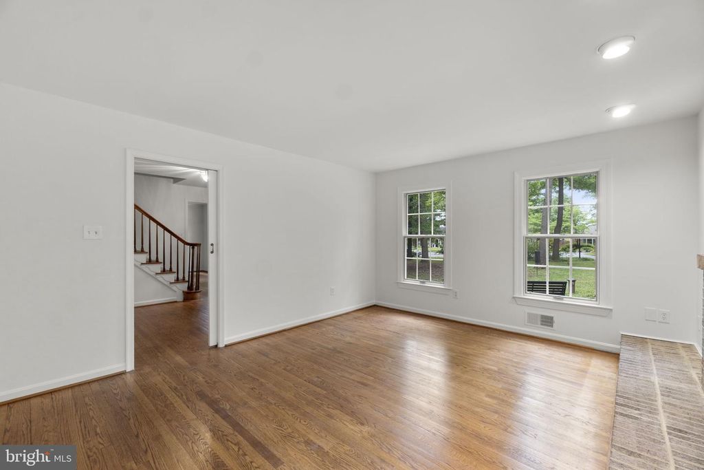 Image 19 of property listing at 17486 TIMBERLEIGH WAY, Woodbine, MD 21797