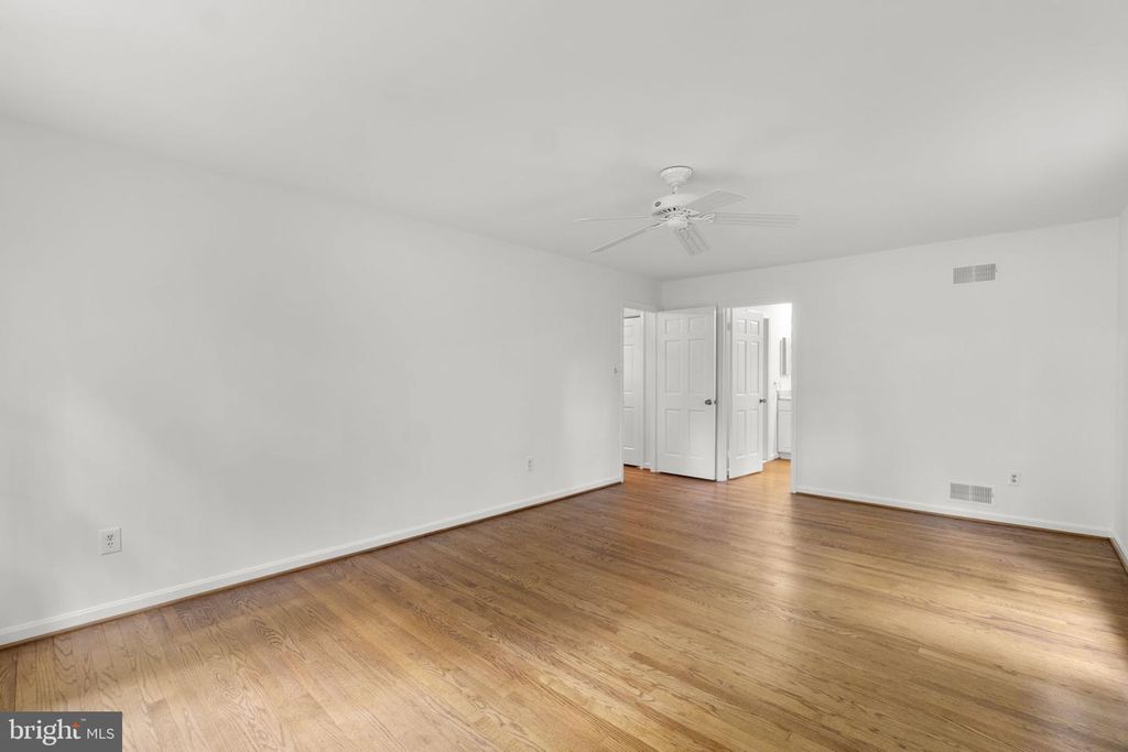 Image 23 of property listing at 17486 TIMBERLEIGH WAY, Woodbine, MD 21797