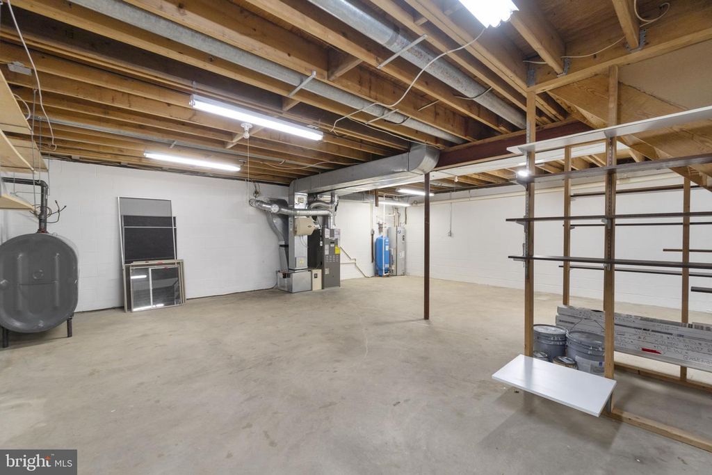 Image 37 of property listing at 17486 TIMBERLEIGH WAY, Woodbine, MD 21797