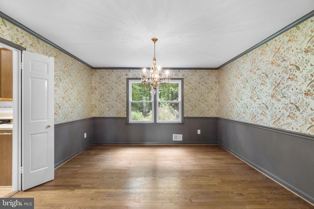 Image 8 of property listing at 17486 TIMBERLEIGH WAY, Woodbine, MD 21797