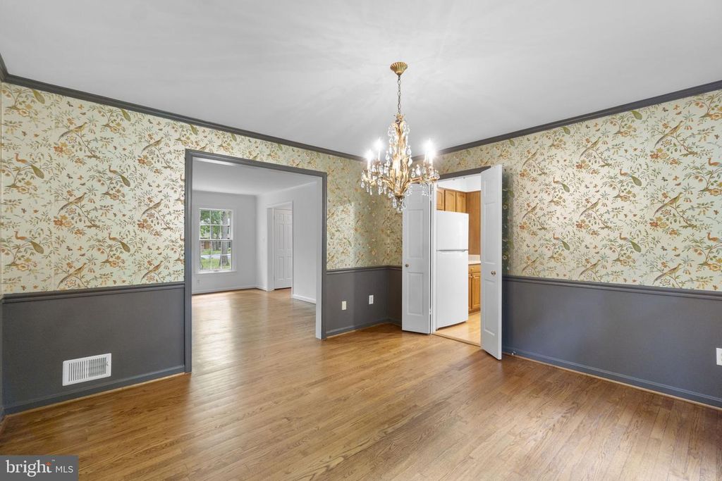 Image 9 of property listing at 17486 TIMBERLEIGH WAY, Woodbine, MD 21797