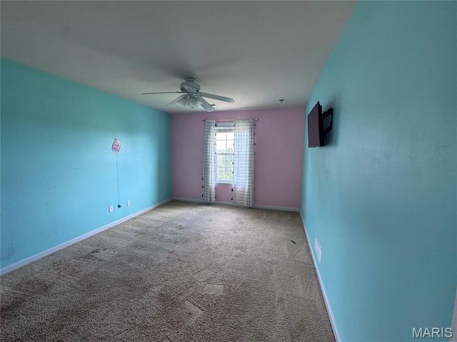 122 Pine Needle Drive, Wentzville, MO 63385