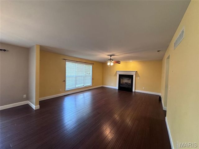 122 Pine Needle Drive, Wentzville, MO 63385