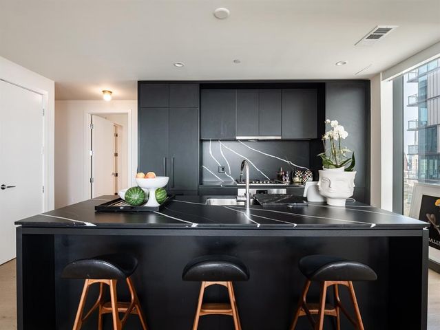 44 East Ave 2207, Austin, TX 78701